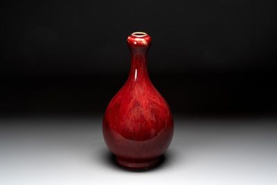 A Chinese flambé-glazed garlic-mouth vase, Qianlong mark, 19/20th C.