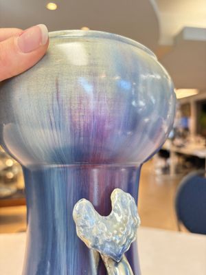 A Chinese flambé-glazed garlic-mouth vase with ruyi handles, 19th C. — photo 8