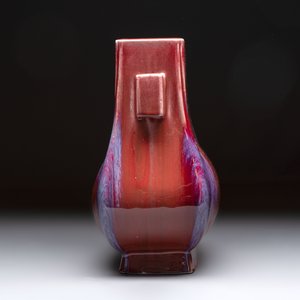 A Chinese flambé-glazed 'hu' vase, 18th C. — 照片 2