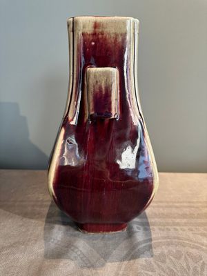 A Chinese flambé-glazed 'hu' vase, 19th C. — photo 2