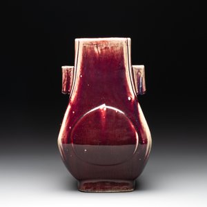 A Chinese flambé-glazed 'hu' vase, 19th C. — photo 4