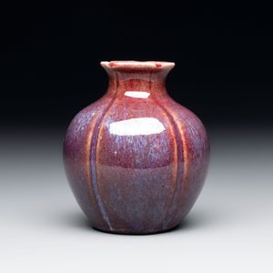 A Chinese flambé-glazed 'pomegranate' vase, 18/19th C. — photo 4