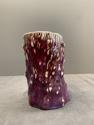 A Chinese flambé-glazed trunk-shaped brush pot, 19th C. — photo 2