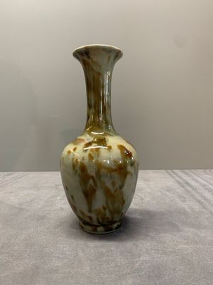A Chinese flambé-glazed vase and a ge-type garlic-mouth vase, 19th C. — photo 8