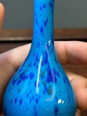 A Chinese flambé-glazed vase and a turquoise-ground vase with splash design, Daoguang mark, 19/20th C. — 照片 5