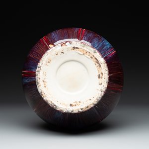 A Chinese flambé-glazed vase with archaistic dragon handles, 19th C. — photo 6