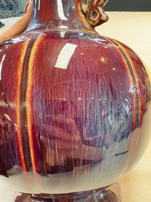A Chinese flambé-glazed vase with 'chilong' handles, 20th C. — photo 8