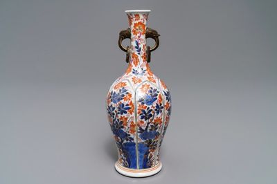 A Chinese floral Imari-style ring-handled vase, Kangxi