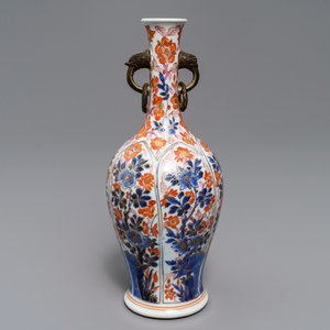 A Chinese floral Imari-style ring-handled vase, Kangxi — 照片 3