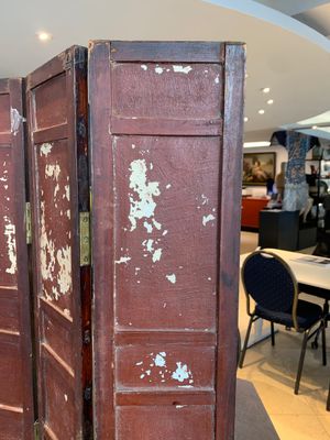 A Chinese four-part folding screen with famille rose plaques, 19th C. — photo 17