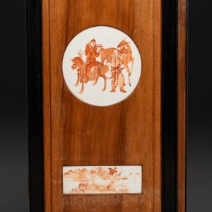 A Chinese four-part folding screen with iron-red-decorated porcelain plaques, 19/20th C. — photo 19