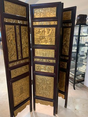 A Chinese four-part reticulated and partially gilt wooden folding screen, 19th C. — photo 17