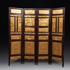 A Chinese four-part reticulated and partially gilt wooden folding screen, 19th C. — photo 1