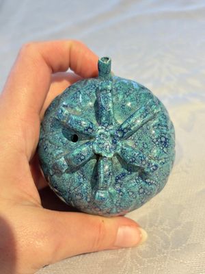 A Chinese fruit-shaped robin's egg-glazed water dropper, 19th C. — photo 8