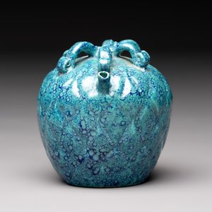 A Chinese fruit-shaped robin's egg-glazed water dropper, 19th C. — photo 5