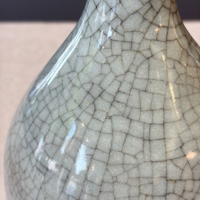 A Chinese ge-type bottle vase — photo 3