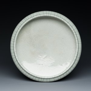A Chinese ge-type crackle-glazed brush washer with gilt bronze mounts, Qianlong — photo 7