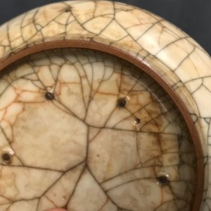 A Chinese ge-type crackle-glazed censer, Song or later — photo 11
