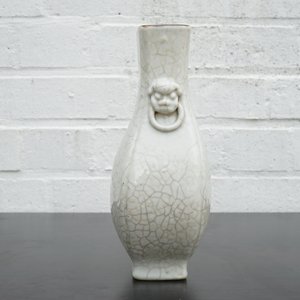 A Chinese ge-type crackle porcelain vase, 18/19th C. — foto 10