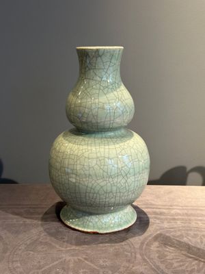 A Chinese ge-type double gourd vase, 19th C. — photo 2