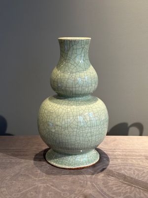 A Chinese ge-type double gourd vase, 19th C. — photo 3