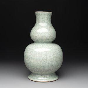 A Chinese ge-type double gourd vase, 19th C. — photo 2