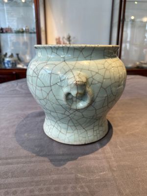 A Chinese ge-type vase with lion handles 18th C. — photo 2