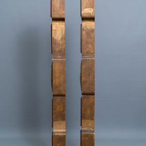A Chinese gilded wood carving on matching pillars, 19th C. — photo 6