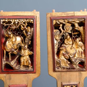 A Chinese gilded wood carving on matching pillars, 19th C. — photo 10