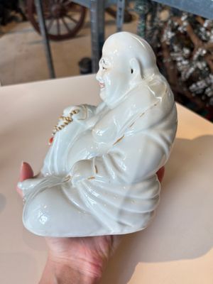 A Chinese gilt- and iron-red-decorated white-glazed Milefo Buddha, a famille rose vase and a brush pot, Qianlong and Xue Changseng 薛長森 mark, 20th C. — photo 16