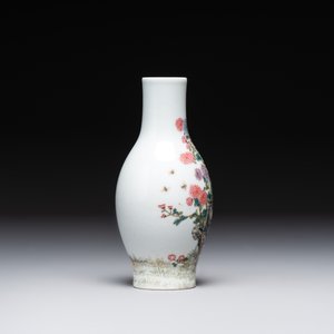 A Chinese gilt- and iron-red-decorated white-glazed Milefo Buddha, a famille rose vase and a brush pot, Qianlong and Xue Changseng 薛長森 mark, 20th C. — photo 11