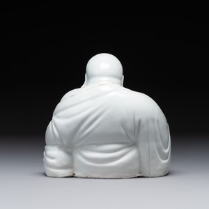 A Chinese gilt- and iron-red-decorated white-glazed Milefo Buddha, a famille rose vase and a brush pot, Qianlong and Xue Changseng 薛長森 mark, 20th C. — photo 4