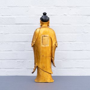 A Chinese gilt and laquered wooden figure of Buddha, 18/19th C. — photo 40
