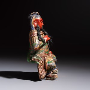 A Chinese gilt and polychrome lacquered papier-mâché and wooden Guandi on a wooden stand, 19th C. — 照片 7