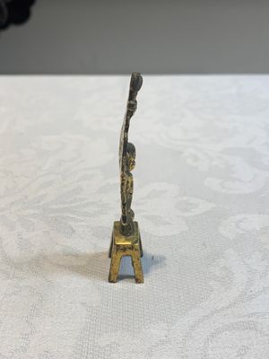 A Chinese gilt-bronze Buddha, Sui/Tang — photo 5