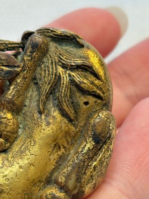 A Chinese gilt bronze 'Camel' paper weight, 19th C. — 照片 13