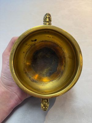 A Chinese gilt-bronze cloisonné censer with floral design, double vajra mark, 19/20th C. — foto 5