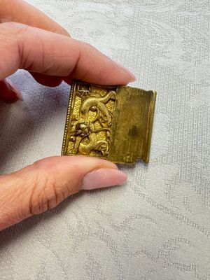 A Chinese gilt-bronze 'Dragon' belt buckle, 19th C. — 照片 13