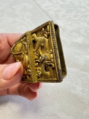 A Chinese gilt-bronze 'Dragon' belt buckle, 19th C. — 照片 4