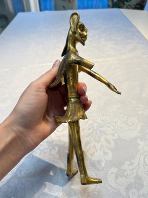A Chinese gilt bronze figure of a birdman, probably Han — photo 4