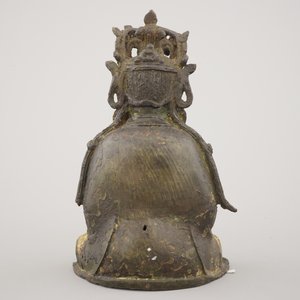 A Chinese gilt bronze figure of a Guanyin, Ming dynasty — photo 4