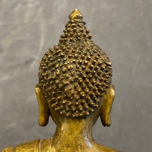 A Chinese gilt bronze figure of Buddha, 17th C. — photo 16