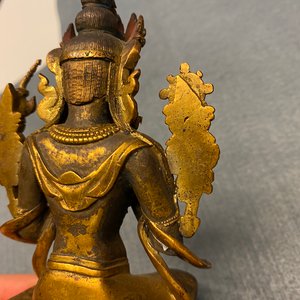 A Chinese gilt bronze figure of Buddha, 18/19th C. — photo 23