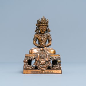 A Chinese gilt bronze figure of Buddha Amitayus, Qianlong, dated 1770 — photo 2