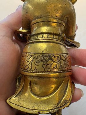 A Chinese gilt-bronze figure of Sudhana, 16/17th C. — 照片 7