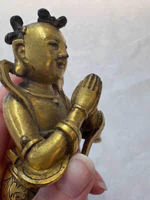 A Chinese gilt-bronze figure of Sudhana, 16/17th C. — 照片 10