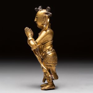 A Chinese gilt-bronze figure of Sudhana, 16/17th C. — 照片 4