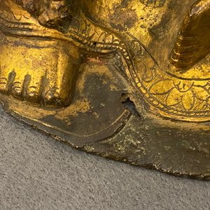 A Chinese gilt bronze figure of the seated Buddha, Ming — 照片 29