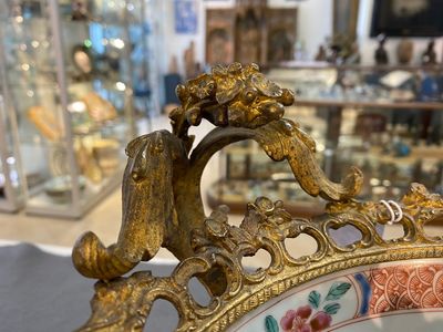 A Chinese gilt bronze-mounted famille rose bowl, Yongzheng — 照片 3