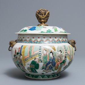 A Chinese gilt bronze-mounted famille verte bowl and cover, Kangxi — 照片 1